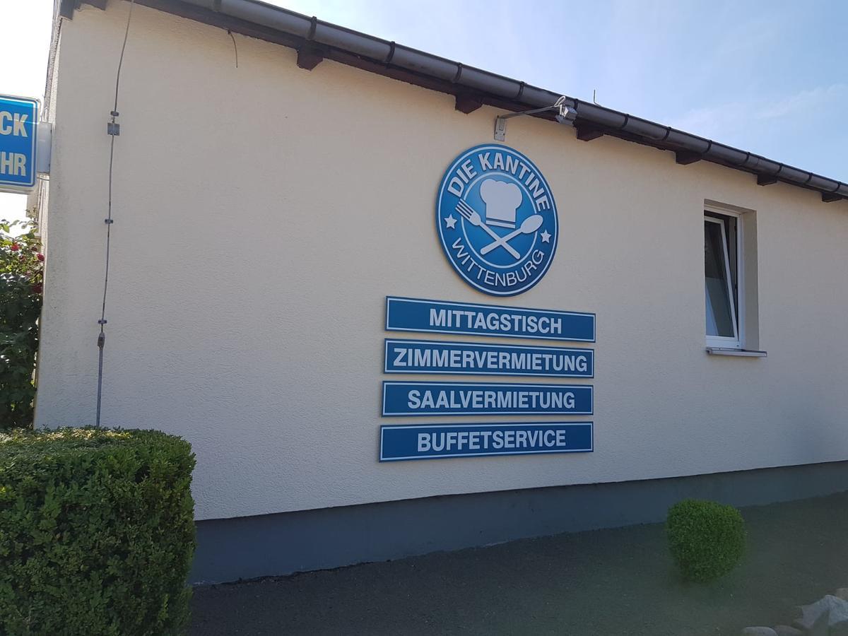 Die Kantine Wittenburg Zimmervermietung Und Hostel Esterno foto