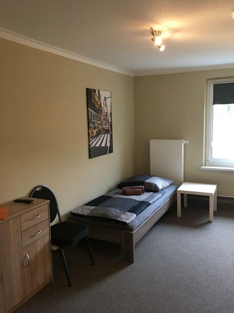 Die Kantine Wittenburg Zimmervermietung Und Hostel Esterno foto